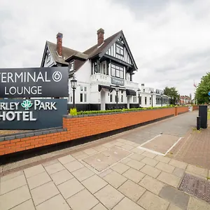 Oyo Osterley Park 3* Isleworth
